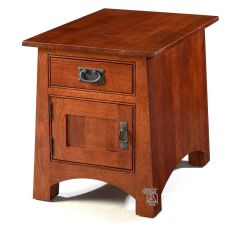 California Made Solid Quartersawn Oak Wood Sierra Vista Storage End Table in Wyoming Finish
